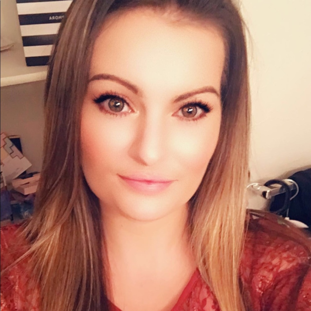 Meet your Posher, Katie